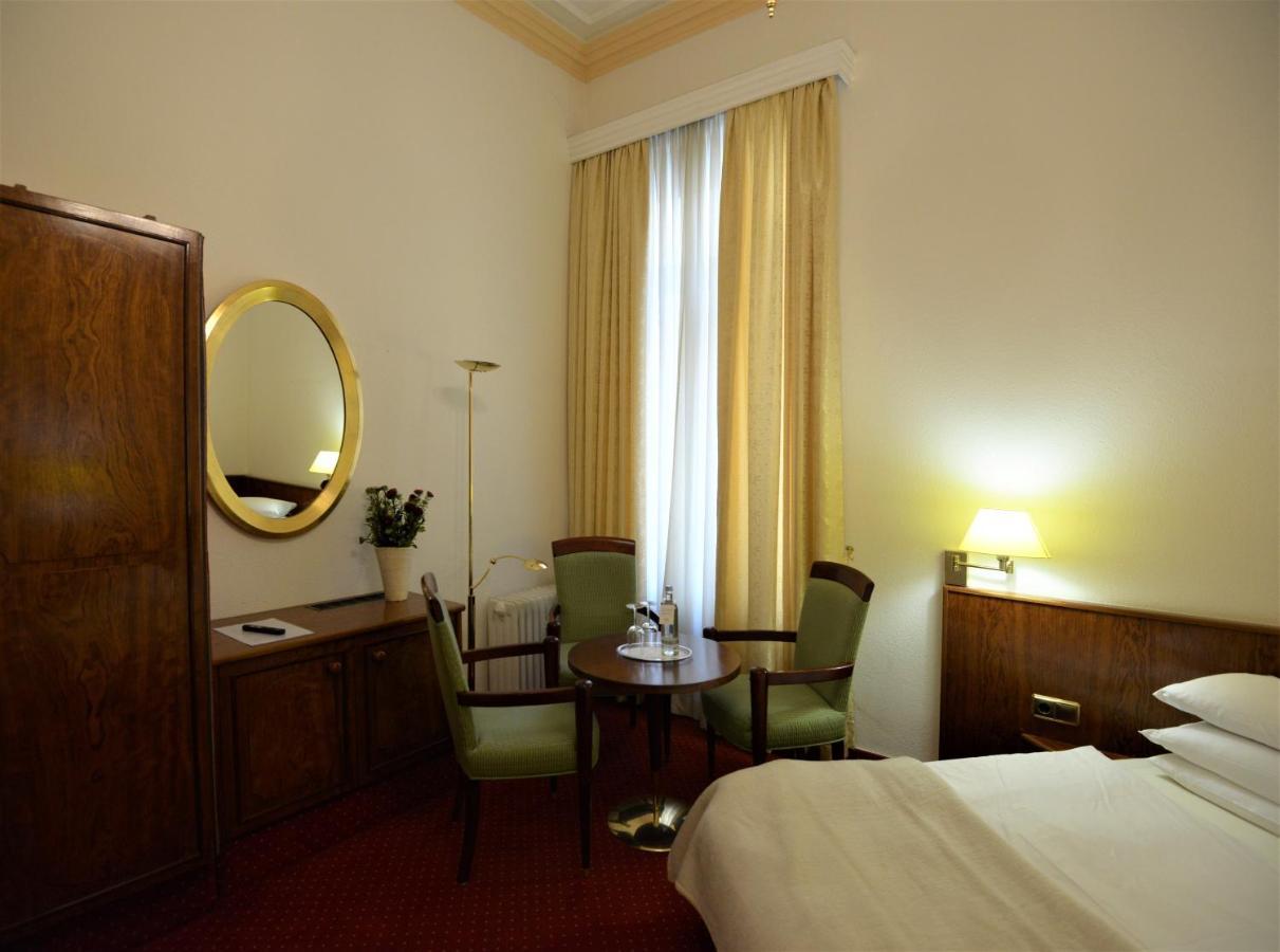 Hotel Am Kochbrunnen Wiesbaden Exteriér fotografie