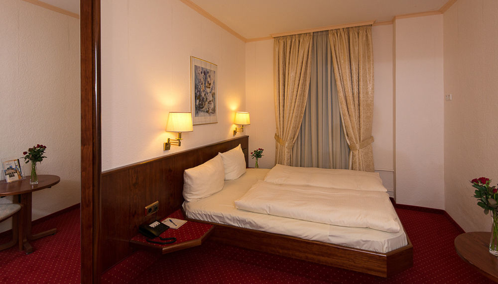 Hotel Am Kochbrunnen Wiesbaden Exteriér fotografie